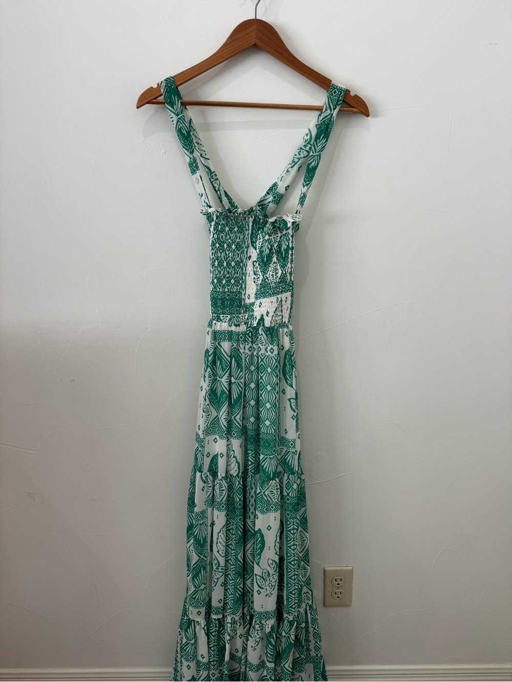 VICI Emilia floral print maxi dress Green and White